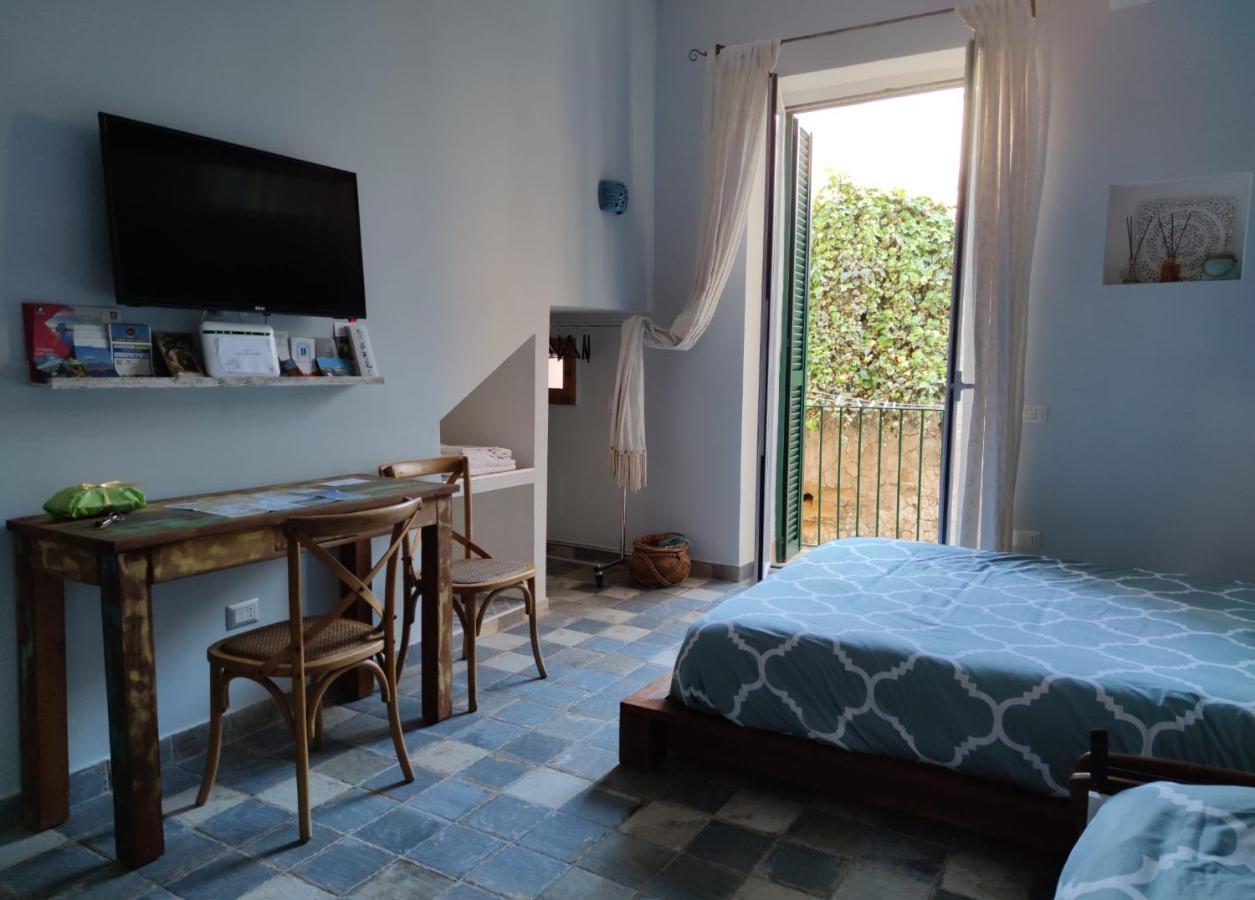 La Jacuvella Apartment Napoli Bagian luar foto